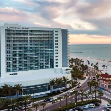 Wyndham Grand Clearwater Beach
