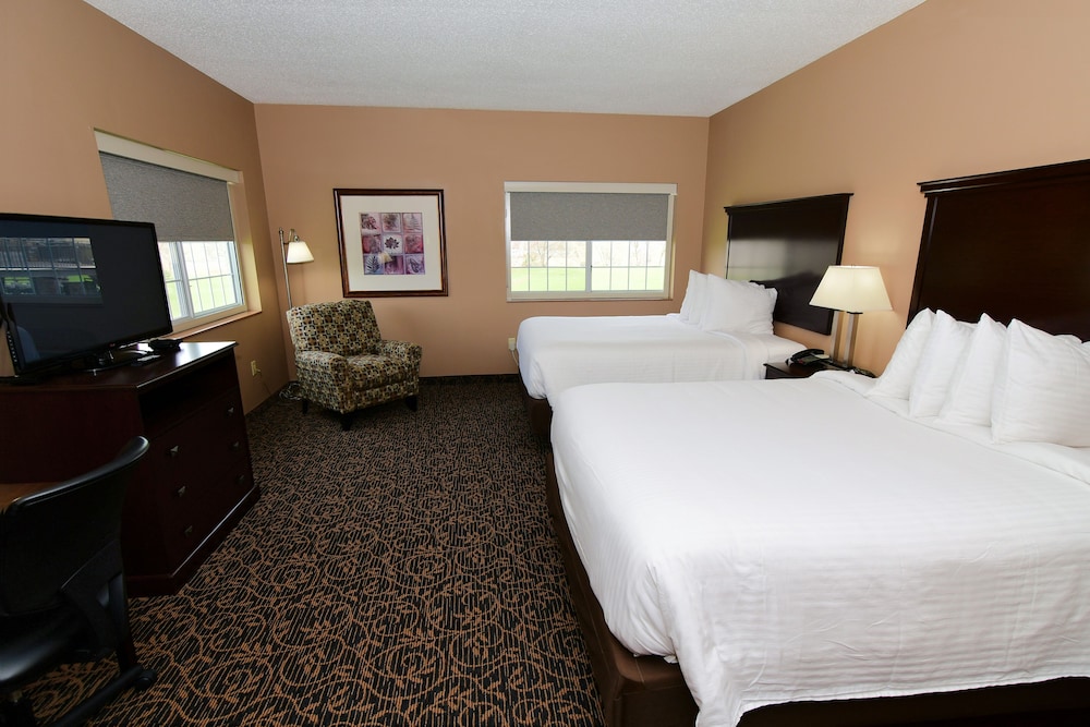 Cobblestone Inn & Suites - Denison Majestic Hills