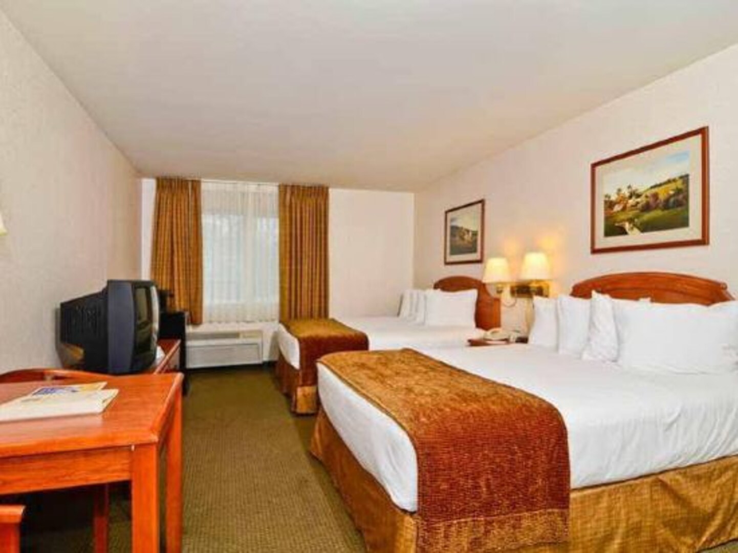 Best Western Oak Meadows Inn