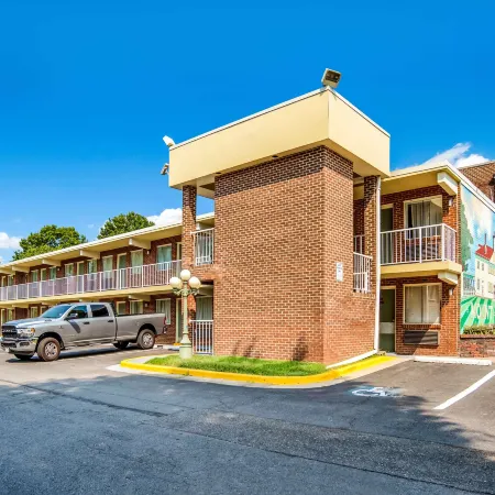 Quality Inn Mount Vernon Отели рядом с достопримечательностью «Маяк Джонс-Пойнт»
