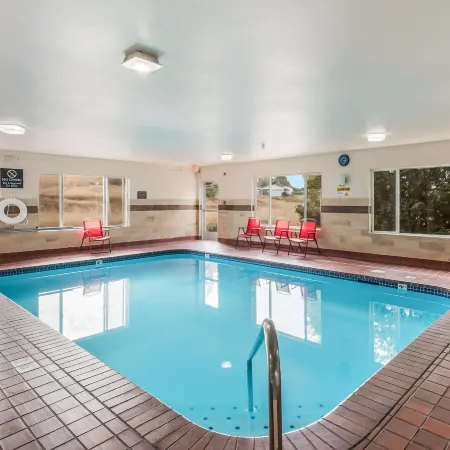 Red Lion Inn & Suites Sequim at Olympic National Park