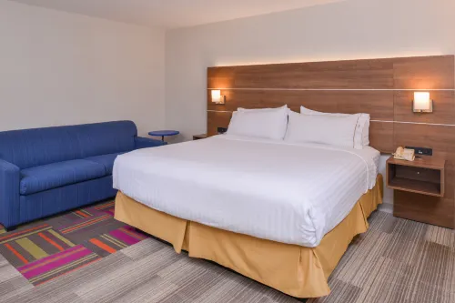 Holiday Inn Express PALM DESERT by IHG