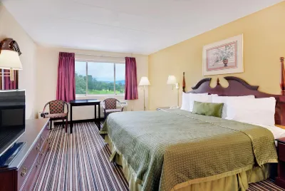 Travelodge by Wyndham Chambersburg Hotels in Chambersburg