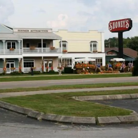 Norma Dan Motel - Near Dolly Parton's Stampede Dinner Attraction