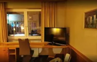 Hotel Ritter Sakira Hotels in Adelsheim