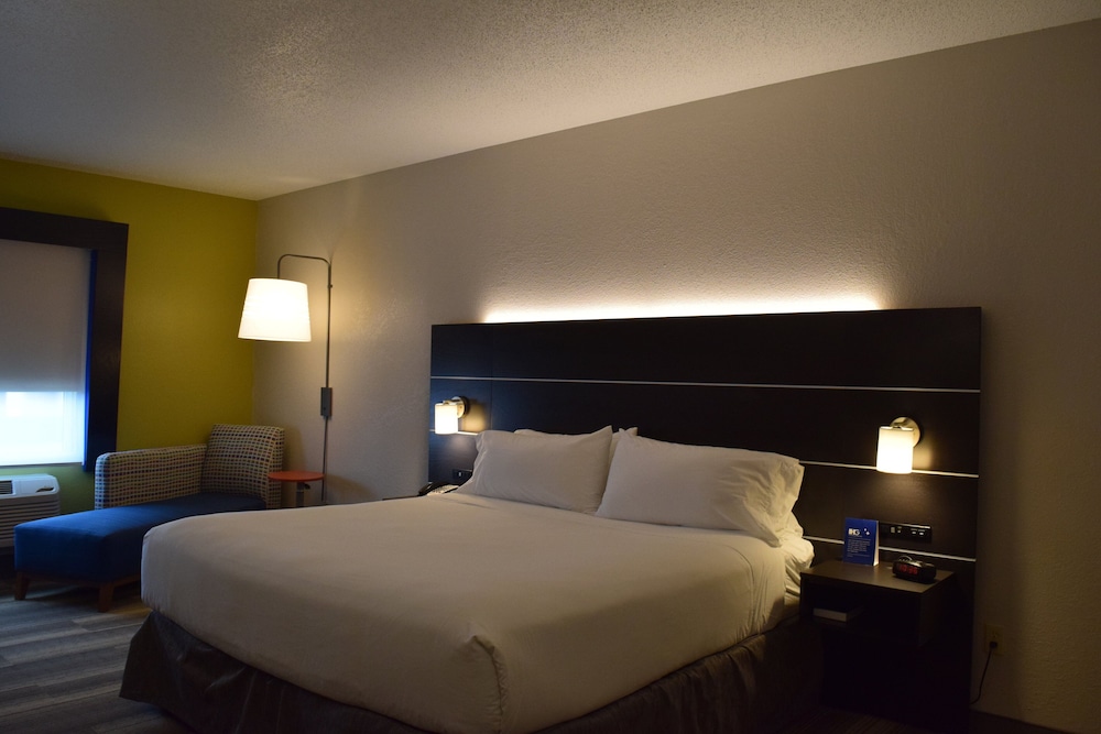 Holiday Inn Express Hotel & Suites Sparta, an Ihg Hotel