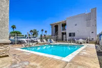 Motel 6 Menifee, CA - Pools
