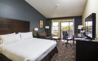 Holiday Inn Express & Suites Solana Beach-Del Mar