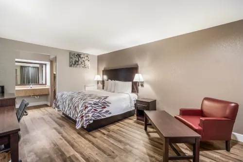 Red Roof Inn Sumter Hotels in Sumter