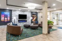Candlewood Suites Portland-Airport