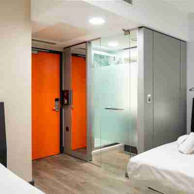 EasyHotel Ipswich Rooms