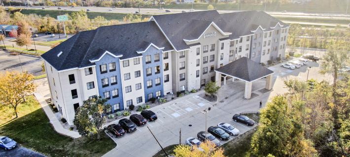Staybridge Suites CEDAR RAPIDS NORTH by IHG Hotele w: Cedar Rapids