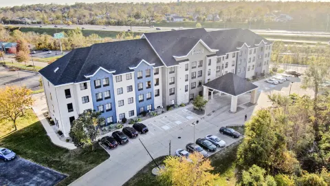 Staybridge Suites CEDAR RAPIDS NORTH by IHG in Cedar Rapids