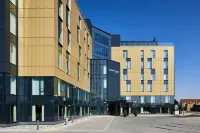 コートヤード・バイ マリオット ロンドン・ヒースロー・エアポート ウィロー・ツリー・オープン・スペース周辺のホテル