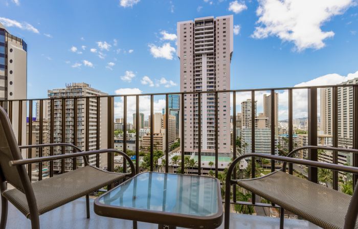 Ohia Waikiki Studio Suites
