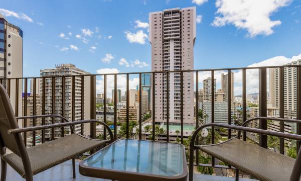 Ohia Waikiki Studio Suites