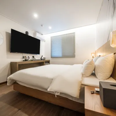 Hotel Forest in Baekwoon-Dong, Gwangju 鹿洞附近的飯店