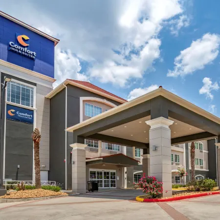 Comfort Inn & Suites