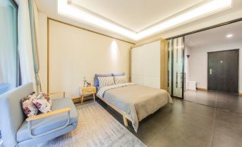 Xishan Xiaozhu Apartment (Dongyuan Village)