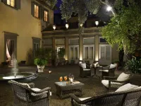 Al Palazzo del Marchese di Camugliano Residenza d'Epoca Hotels in Due Strade