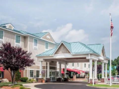 コンフォート イン & スイーツ スターブリッジ - ブリムフィールド スターブリッジのホテル