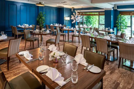 Holiday Inn Manchester - Oldham Отели в г. Олдем