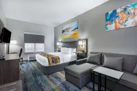 La Quinta Inn & Suites by Wyndham Tampa Central Hotels in Greater Carrollwood