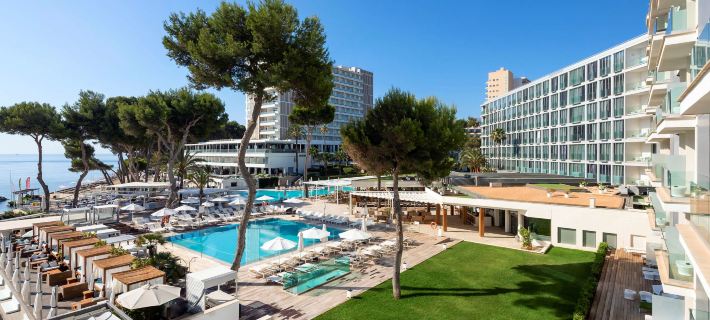 Melia South Beach โรงแรมในกัลบีอา