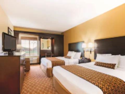 La Quinta Inn & Suites by Wyndham Lexington South / Hamburg Hotels in Lexington