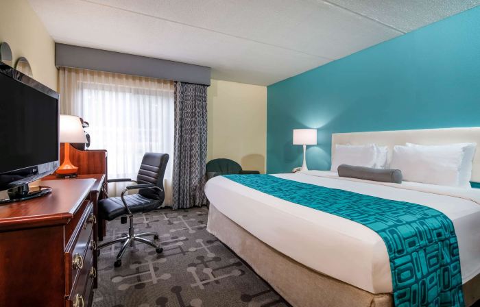 Howard Johnson by Wyndham Saugerties, NY