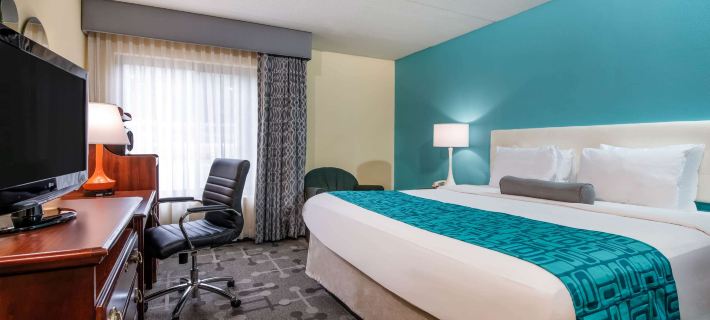Howard Johnson by Wyndham Saugerties, NY Hotels in Ulster County
