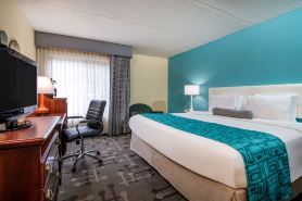 Howard Johnson by Wyndham Saugerties, NY