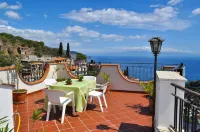 Hotel Condor Hotel di Castelmola
