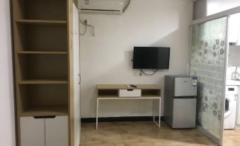 Suitetrails - 青年E族小季公寓(华西路分店)