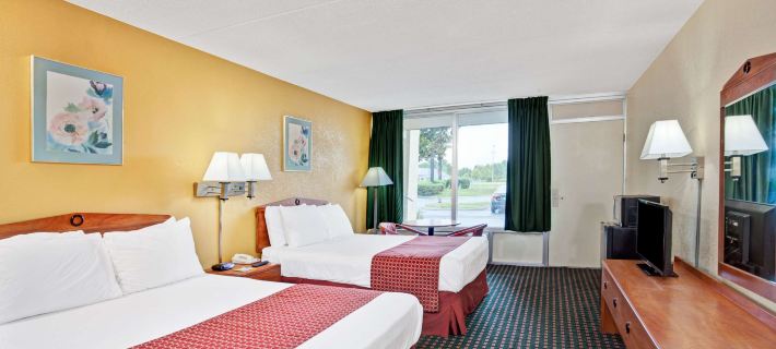 Days Inn by Wyndham Clarksville TN Hotels in Clarksville