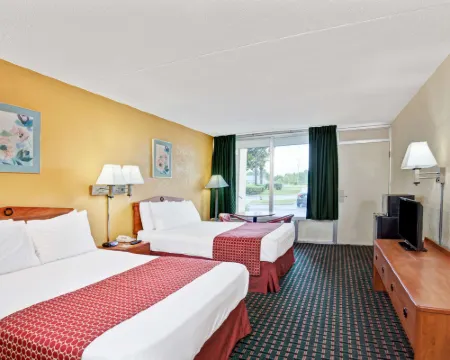 Days Inn by Wyndham Clarksville TN Hotels in Clarksville