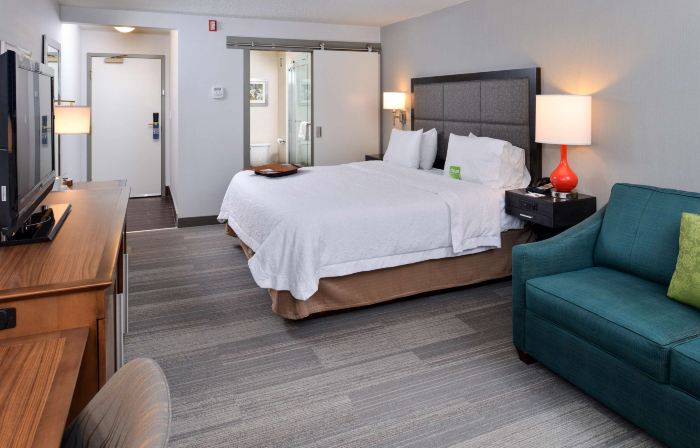 Hampton Inn & Suites by Hilton Calgary-University Northwest