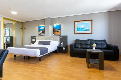 Chateau la Roca Hotels in Igollo de Camargo