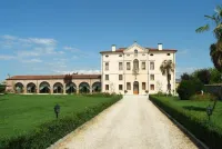 Villa Bongiovanni Hotels in der Nähe von Villa Negri, Meneguzzi, Bolla, detta "Ca' dell'Ora"