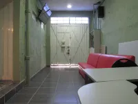Guest Green