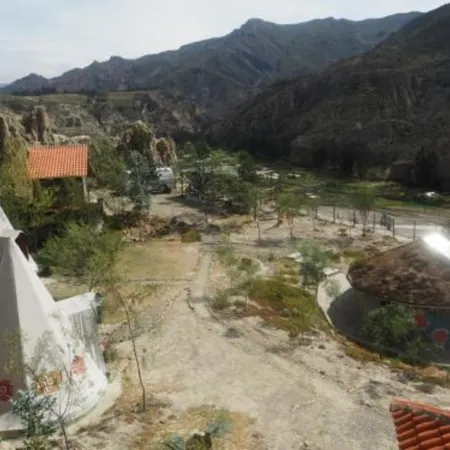 Colibrí Eco Lodge & Camping