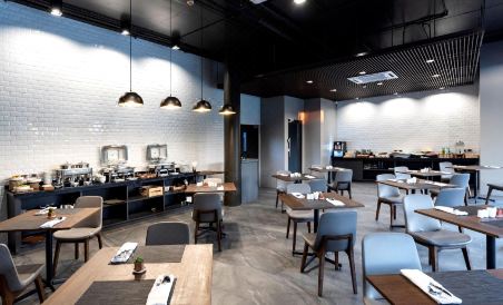 Xotel - Housity