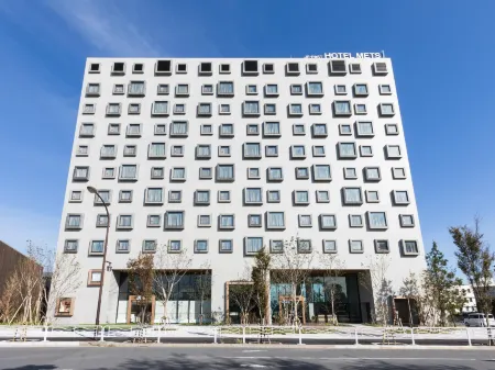 JR East Hotel Mets Premier Tokyo Bay Shinkiba Отели рядом с достопримечательностью «Daigofukuryumaru Museum»