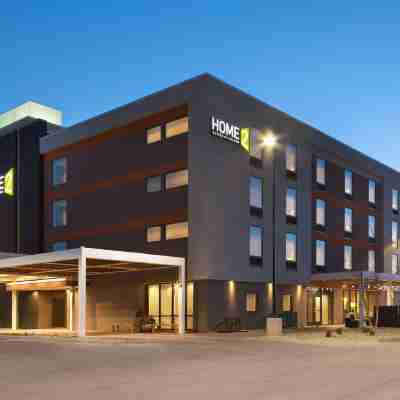 Home2 Suites by Hilton Champaign / Urbana Hotel Exterior