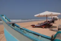 Prince Beach Hotel Bentota - Beach