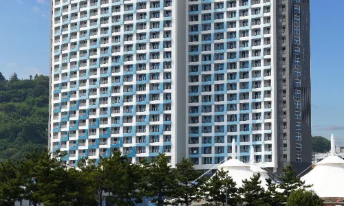 Utop Marina Hotel & Resort