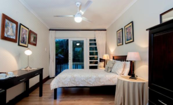 The Brother's Guest House - Housity