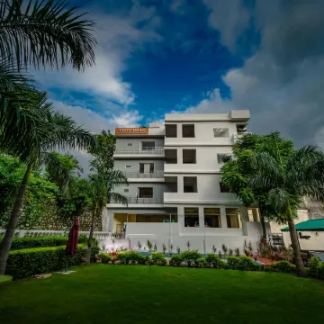 Hotel Rishikesh Grand by Kool Stays