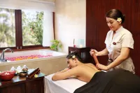 Legian Beach Hotel - Resorts