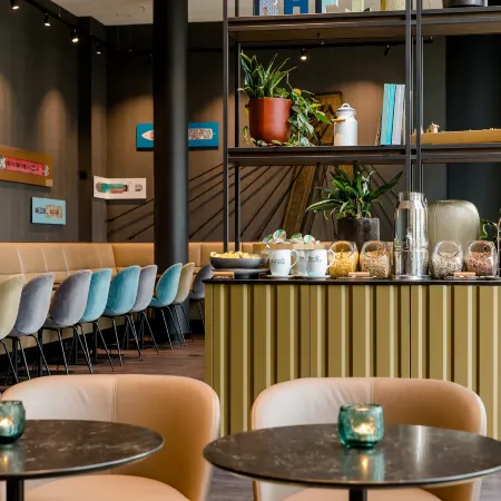 Motel One Köln-Altstadt